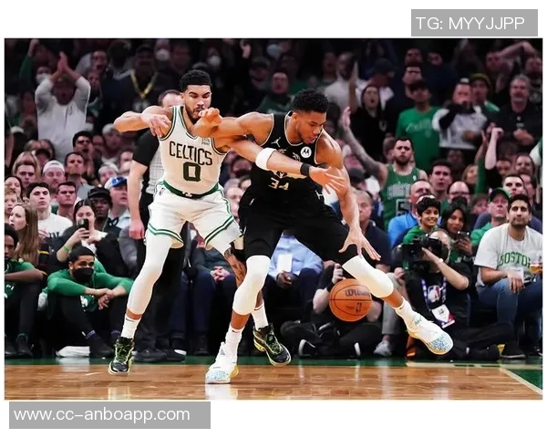 小波特半场表现出色9投5中三分命中率高达40贡献13分5板4助