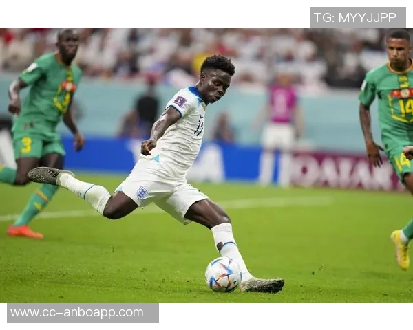 萨顿盛赞凯恩足球头脑称其为英格兰历史最佳射手之一