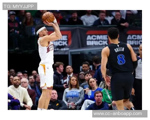 布克开局火热赛季前六场五次30分创太阳队史新纪录